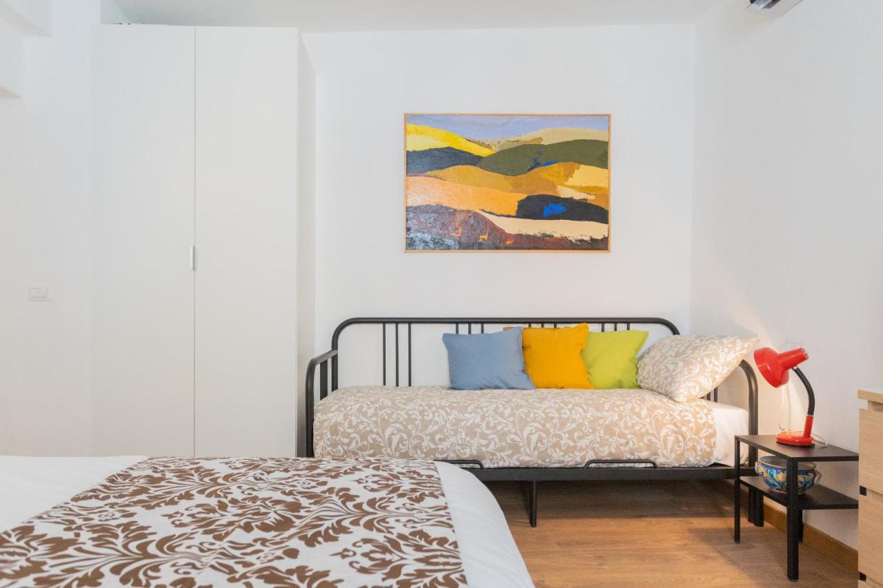 Da Pia In Historycal Como City Centre By Rent All Como Exterior foto